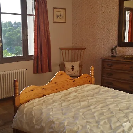 13 Bees Bed & Breakfast 3*