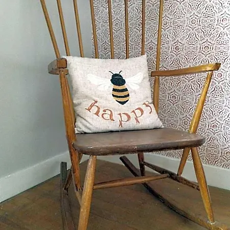 13 Bees Bed & Breakfast