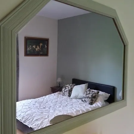 13 Bees 3* Confolens