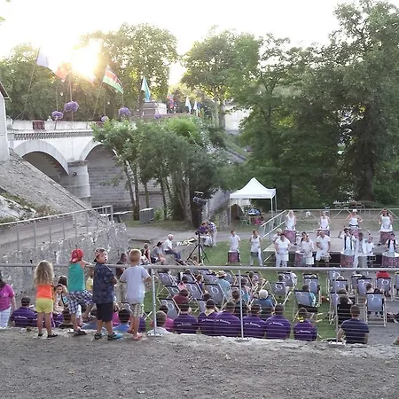 Nocleg ze śniadaniem 13 Bees 3*