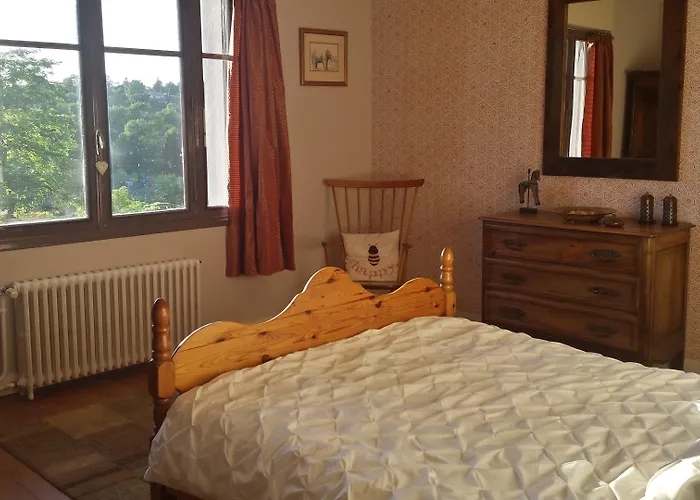 13 Bees Bed & Breakfast 3*