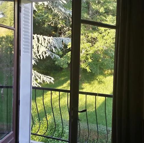 13 Bees 3* Confolens